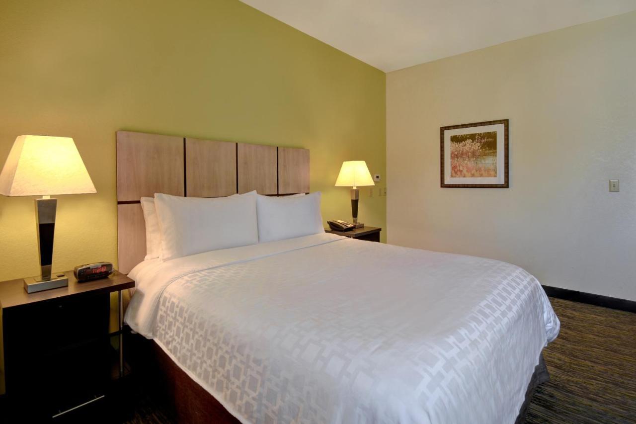 Candlewood Suites Carrollton By Ihg Exterior foto